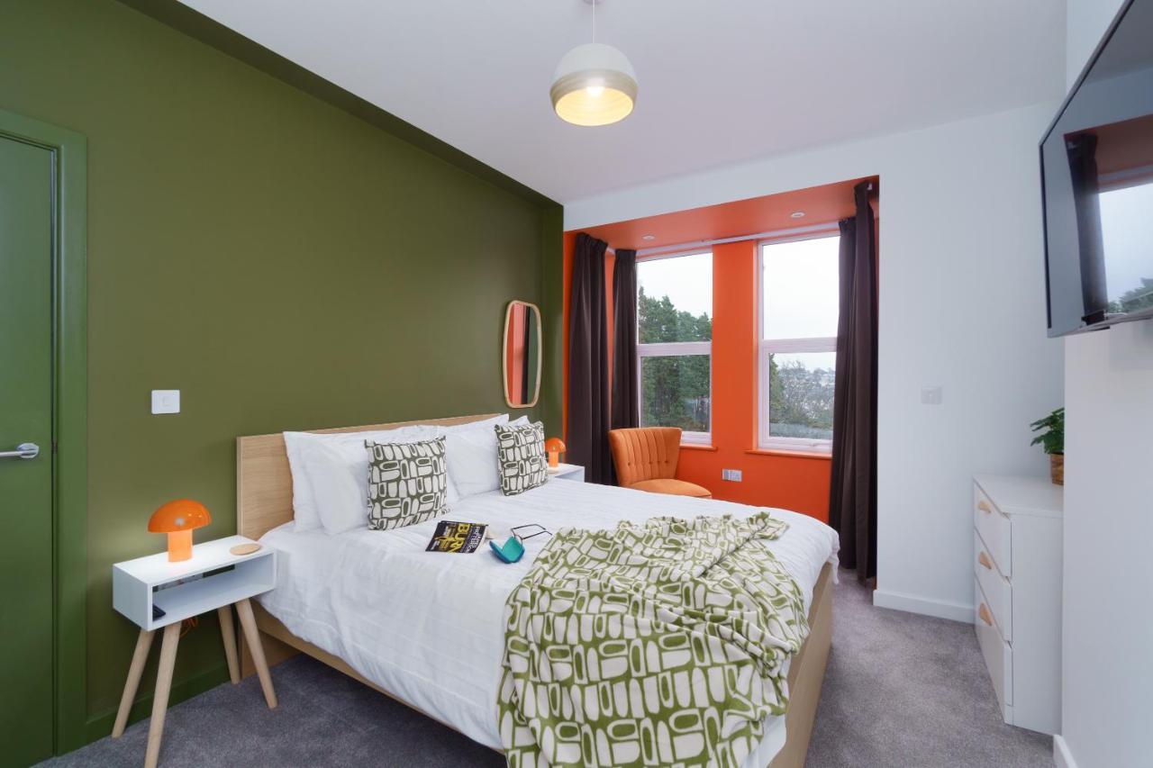 Apartment Two - Private Car Park, Comfortable And Well Equipped - By Ocean City Retreats Plymouth Exterior photo